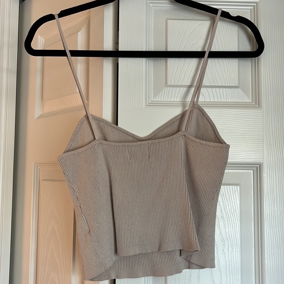 H&M Tank top - LARGE - Picture 4 of 6